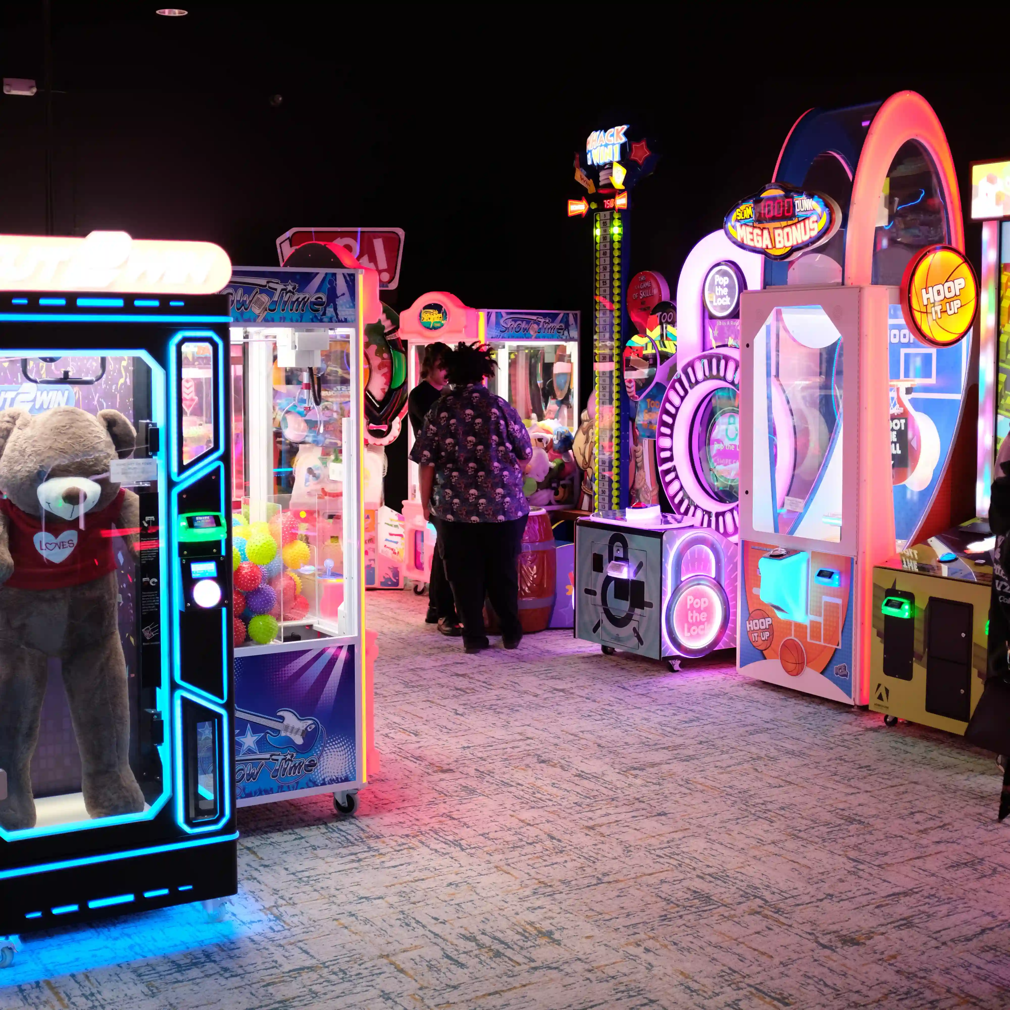 Arcade games to win prizes and tickets